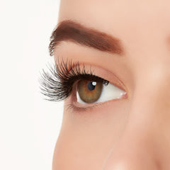 Ardell Naked Lashes - 426 (Model Shot 3)