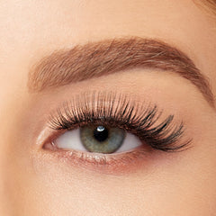 Ardell Extension FX Lashes D Curl - Model Shot